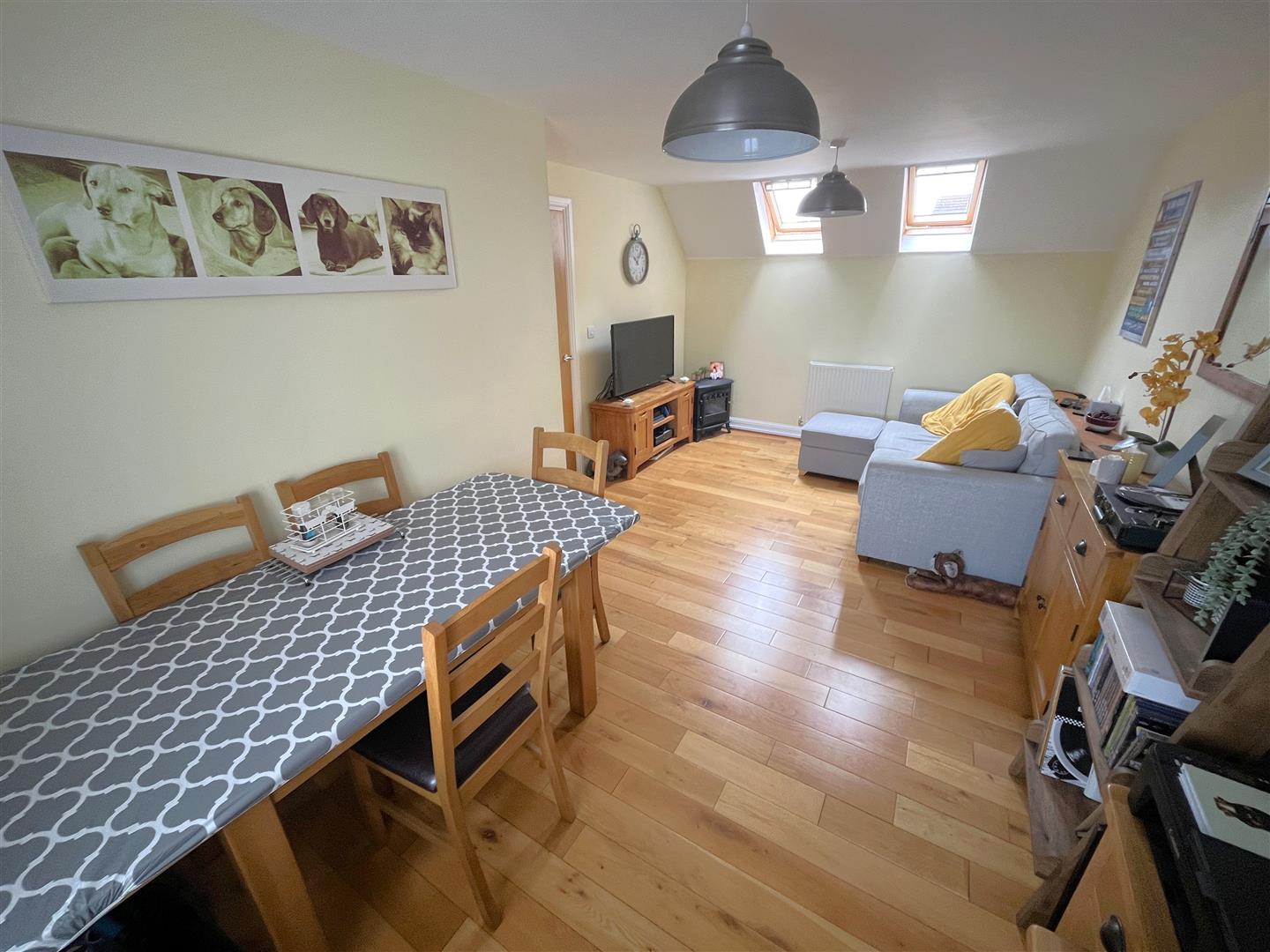 Cochran Avenue, Chippenham